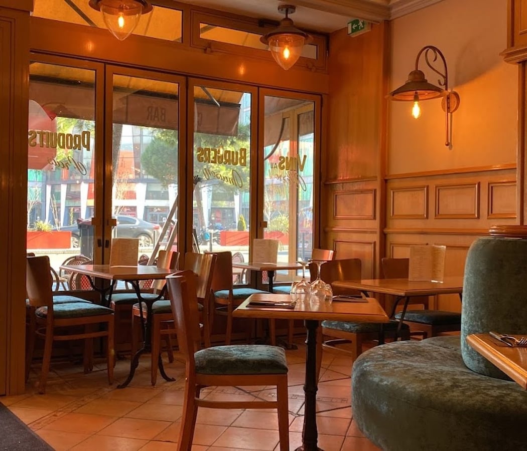 Café Chez Pierre 2